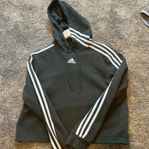 Cropped Adidas Sweatshirt